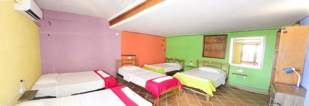 Apartahostal Tayrona Colors Hostal Taganga
