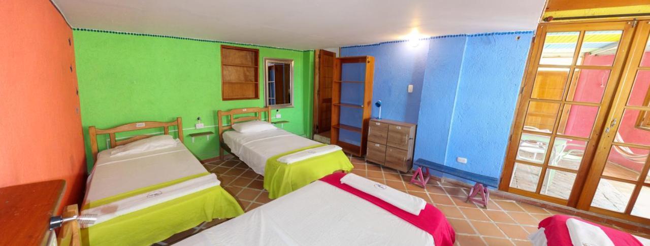 Apartahostal Tayrona Colors Taganga