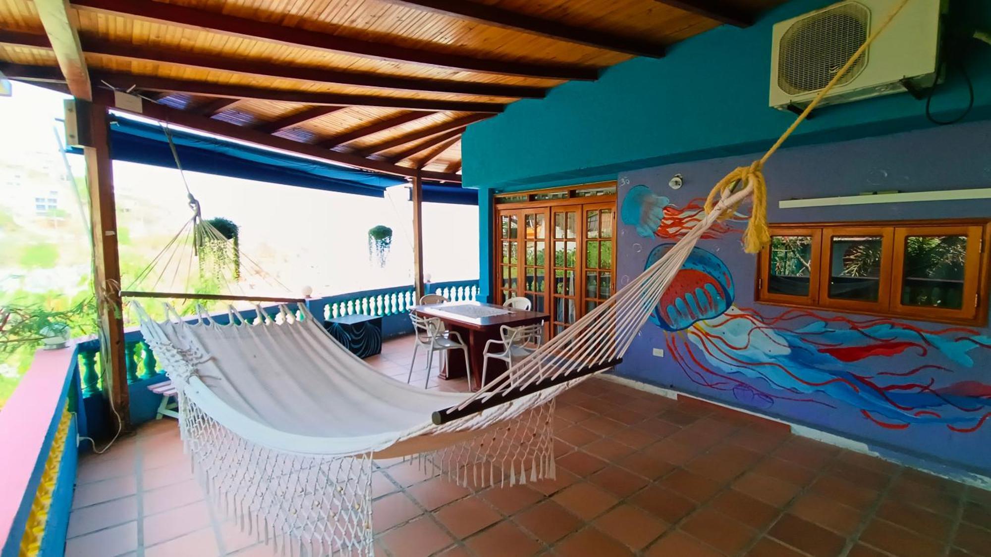 Apartahostal Tayrona Colors Taganga