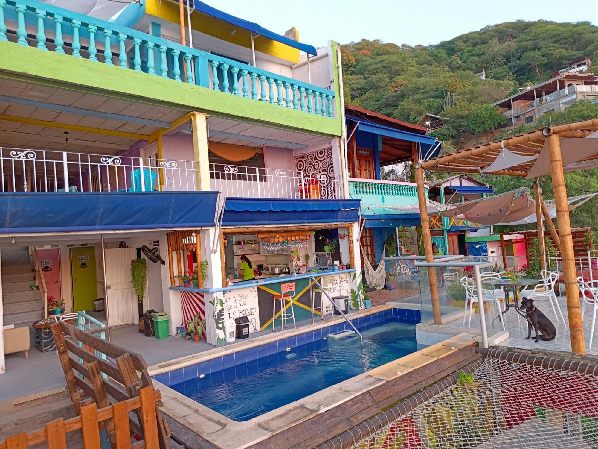 Hostal Apartahostal Tayrona Colors Taganga