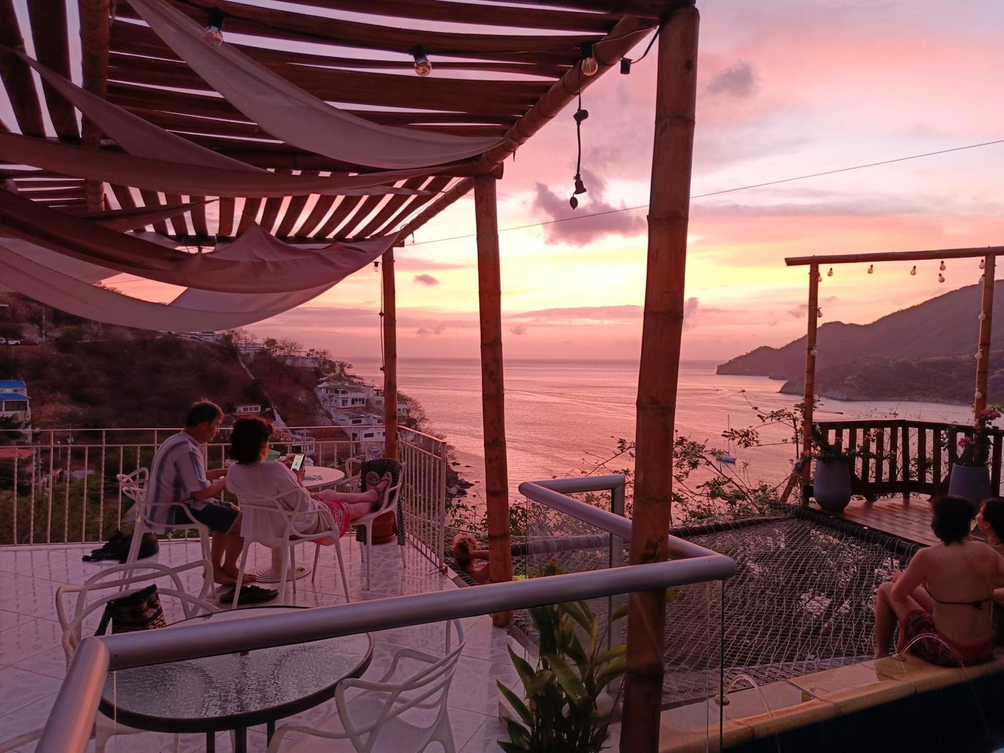 Apartahostal Tayrona Colors *